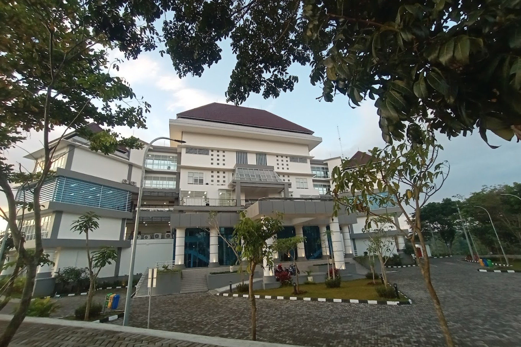 Universitas Tidar
